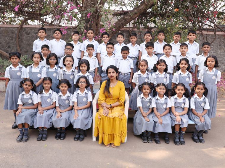 Std II B - Mrs. Sarika Gandhi