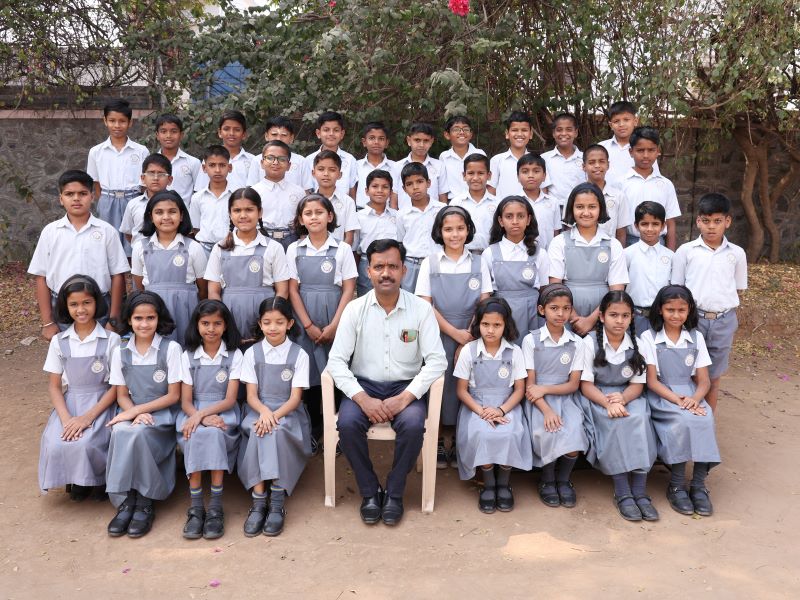 Std IV A - Mr. Anil Taware