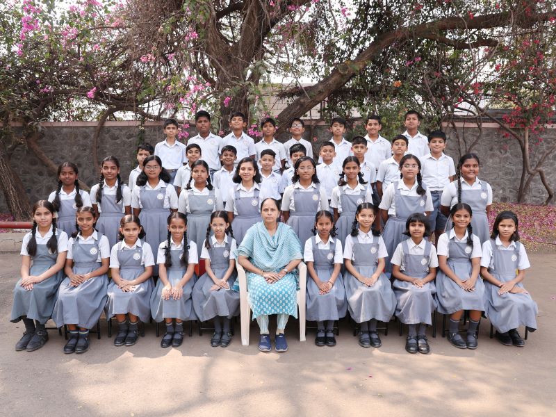 Std V B -  Mrs. Rupali Saware
