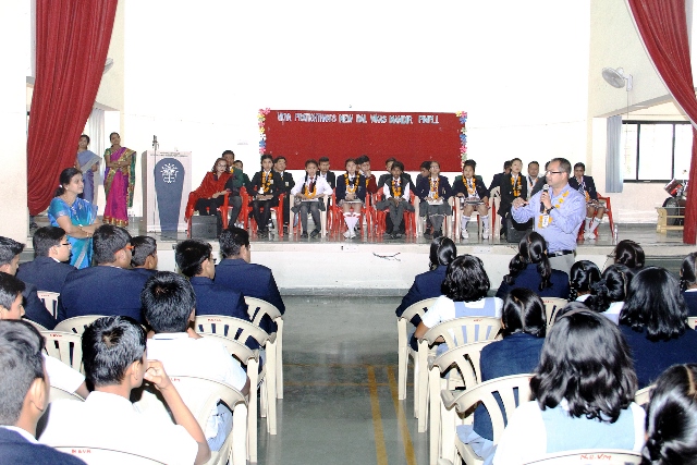 Interaction Session – Students of Stds. VIII, IX and X exchanged information with their Sikkim counterparts through questions and answers. 